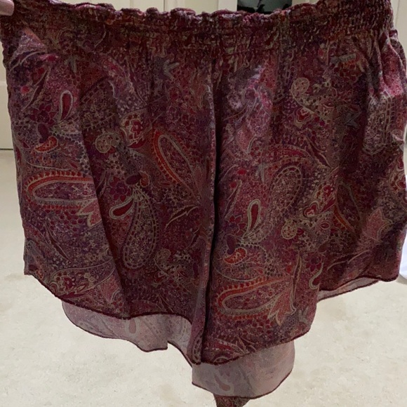 2 brandy melville shorts - Picture 3 of 3